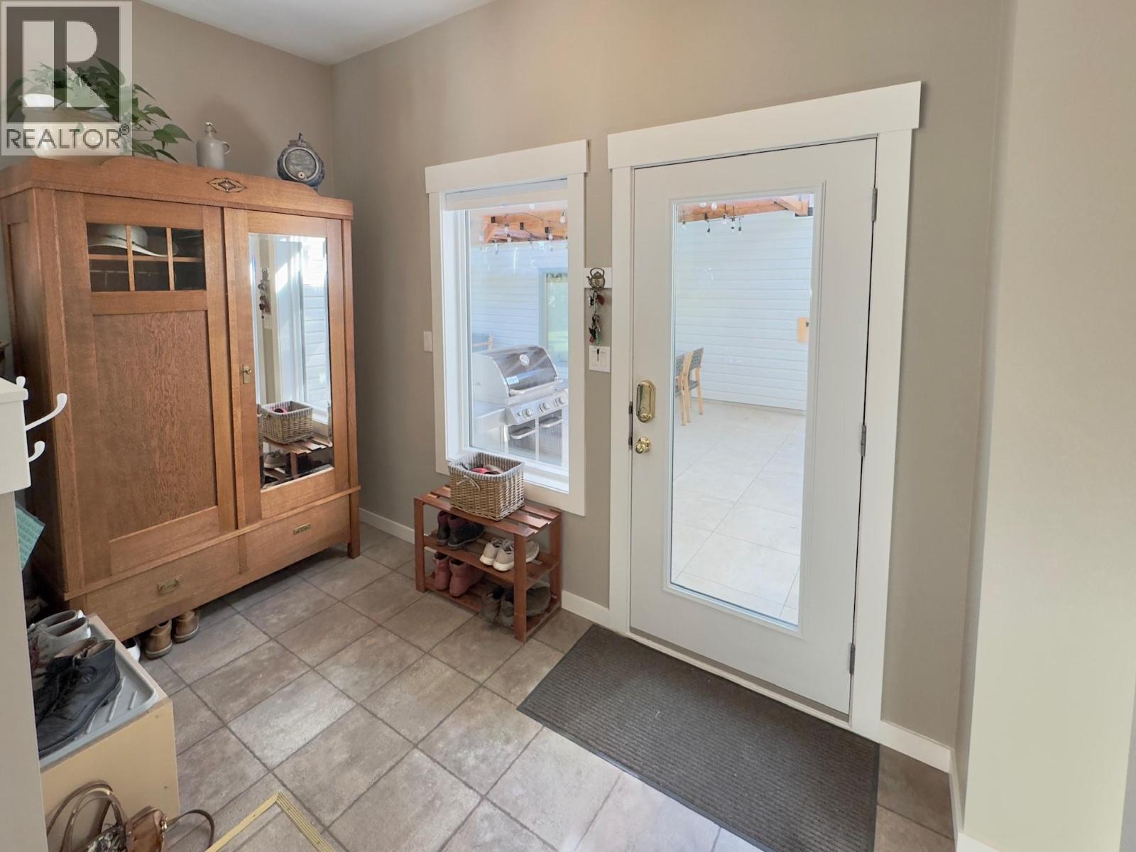  1556 Duncan Avenue East, Penticton