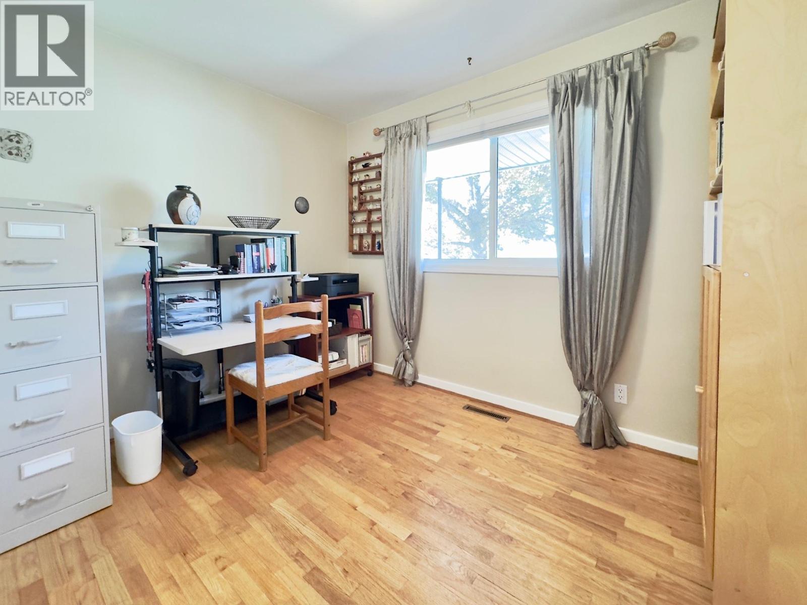  1556 Duncan Avenue East, Penticton