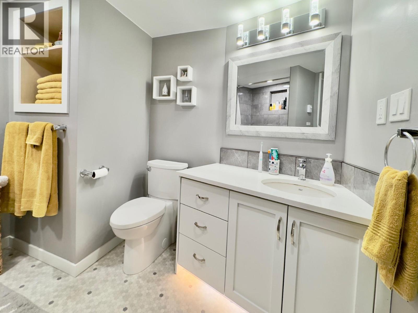  1556 Duncan Avenue East, Penticton