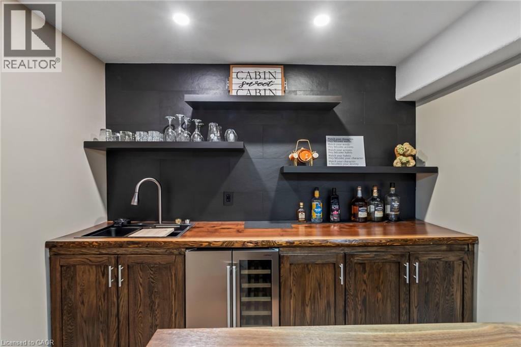 86 FORBES Crescent - 30