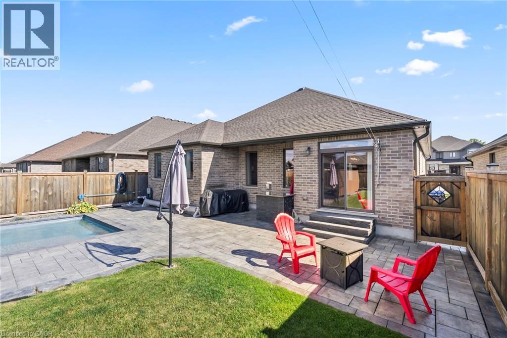 86 FORBES Crescent - 38