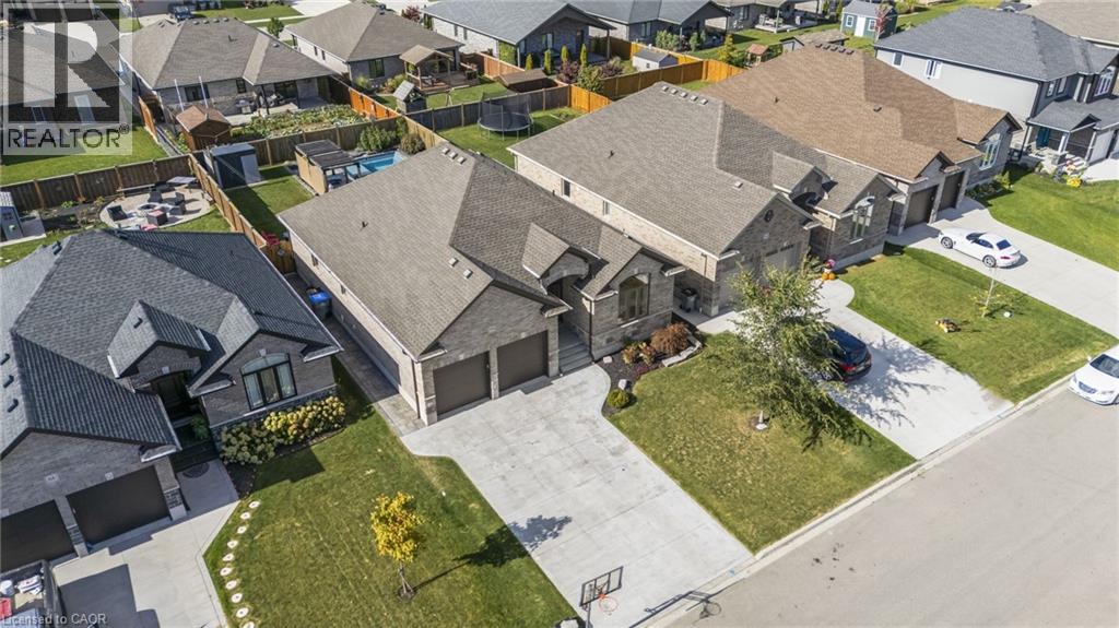 86 FORBES Crescent - 43
