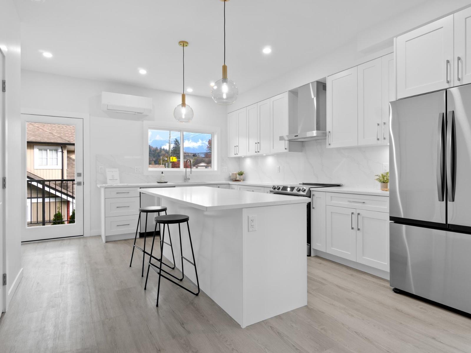 6 1655 AGASSIZ ROSEDALE NO 9 HIGHWAY, Agassiz, Agassiz