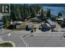 450 Balfour Ferry Road, Balfour, BC V0G1C0 Photo 7