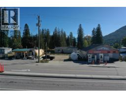 450 Balfour Ferry Road, Balfour, BC V0G1C0 Photo 29