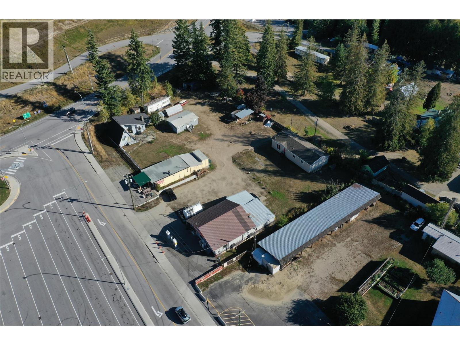450 Balfour Ferry Road — photo 15