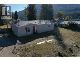 450 Balfour Ferry Road, Balfour, BC V0G1C0 Photo 23