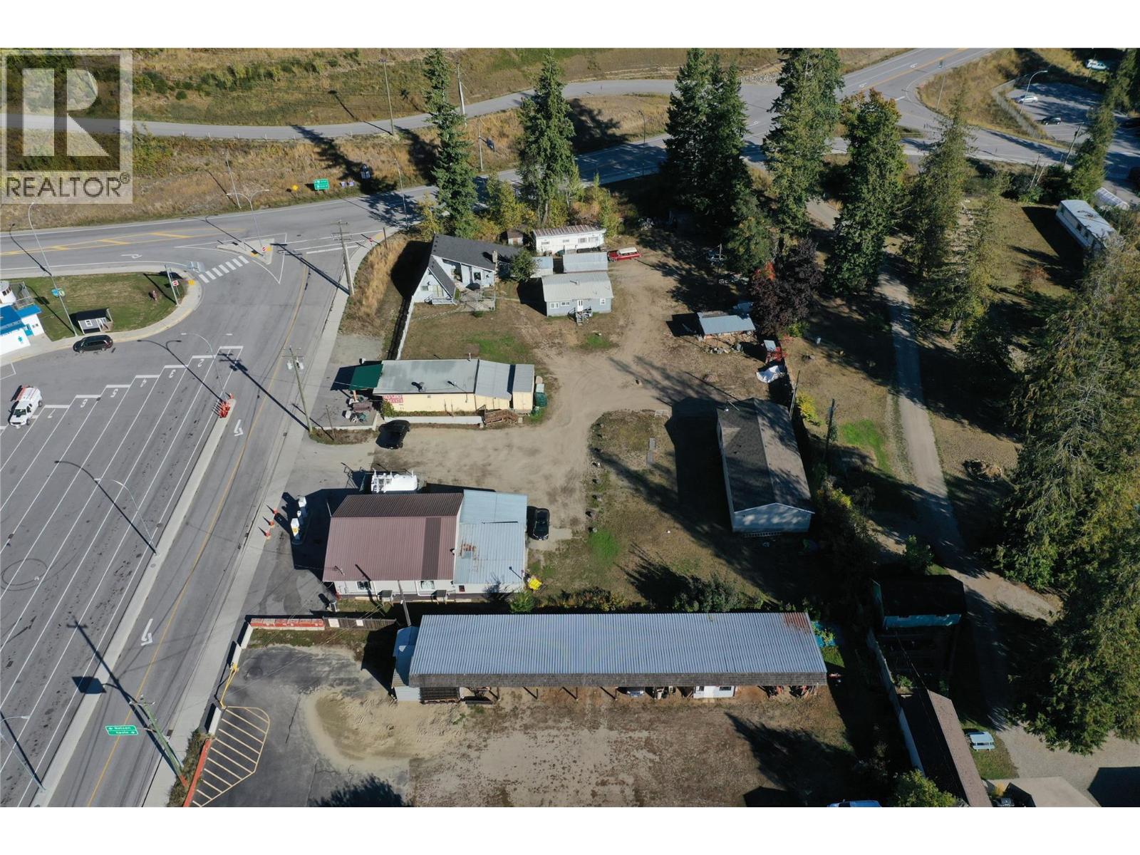 450 Balfour Ferry Road — photo 14