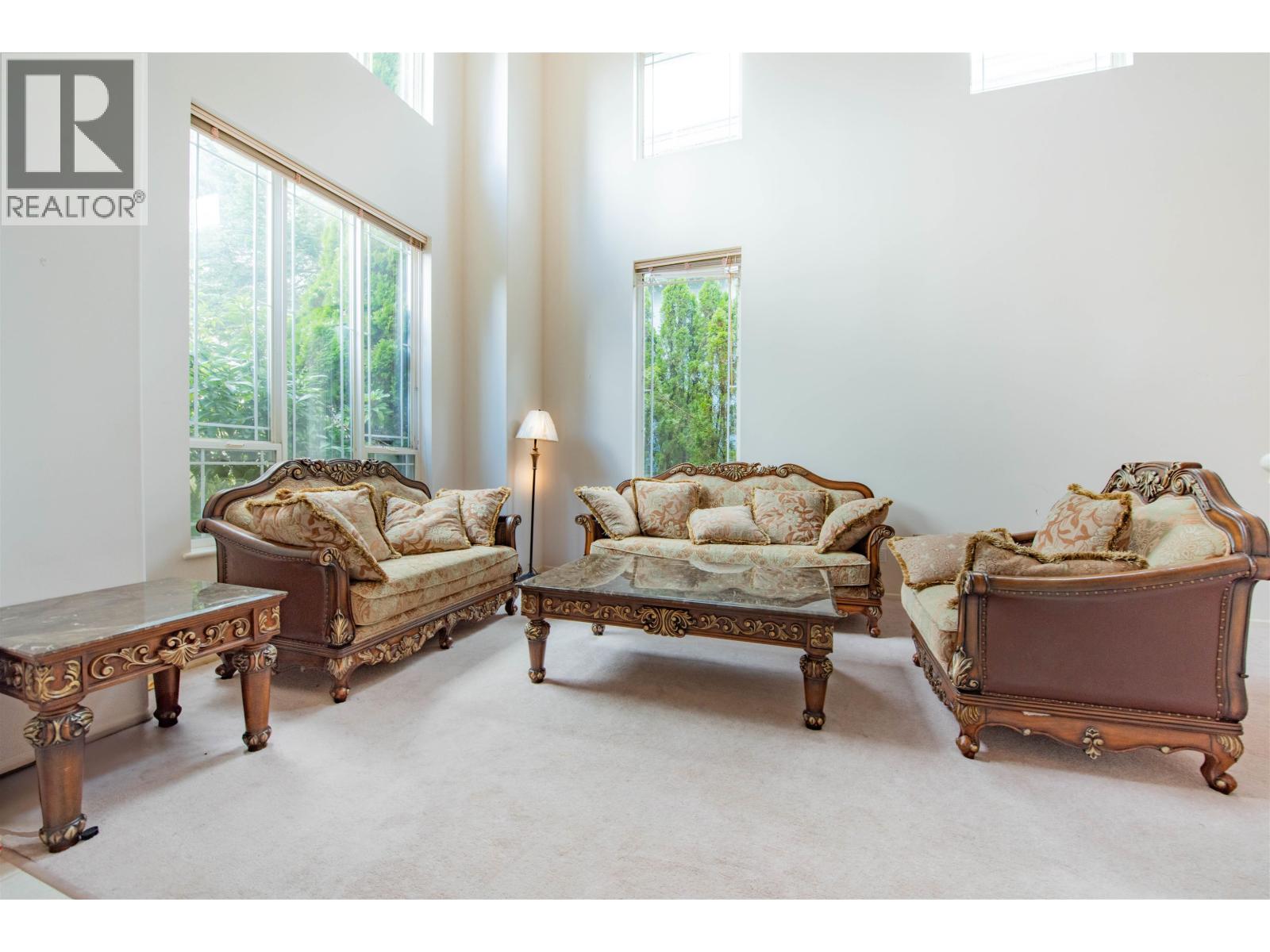 1645 PINETREE WAY, Coquitlam