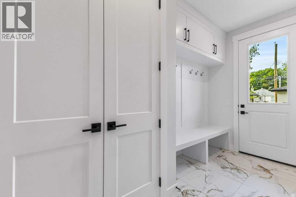 Single Family House for Sale in  th Avenue NW Capitol Hill Calgary 