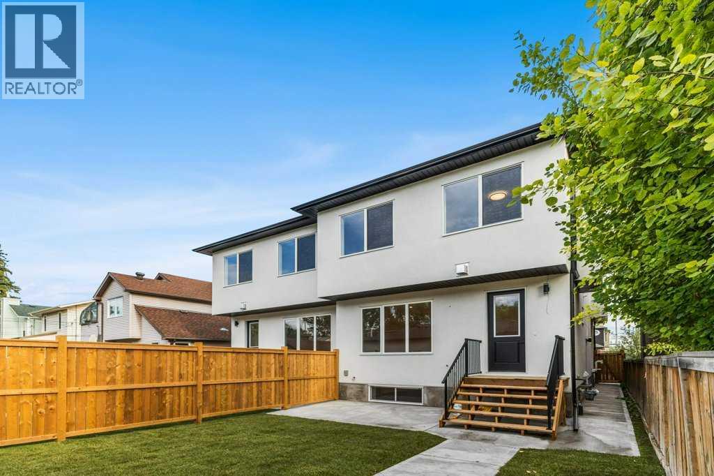 Single Family House for Sale in  th Avenue NW Capitol Hill Calgary 