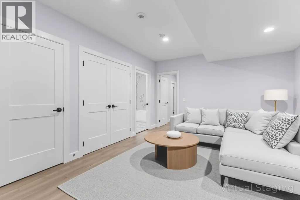 Single Family House for Sale in  th Avenue NW Capitol Hill Calgary 