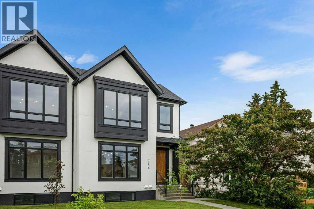 Single Family House for Sale in  th Avenue NW Capitol Hill Calgary 