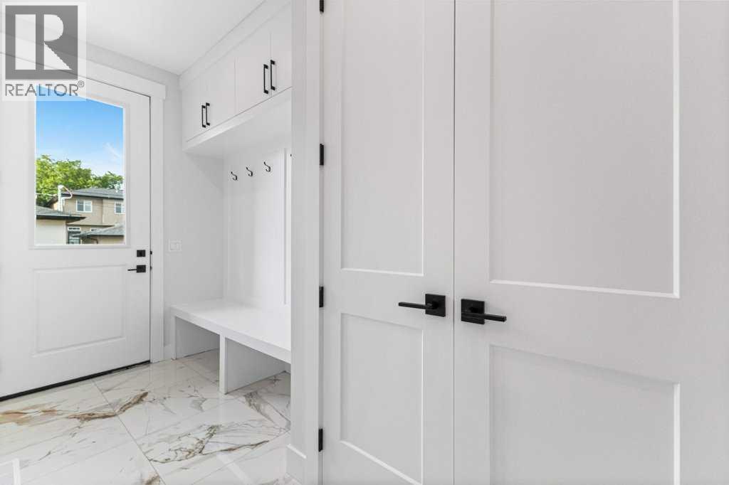 Single Family House for Sale in  th Avenue NW Capitol Hill Calgary 