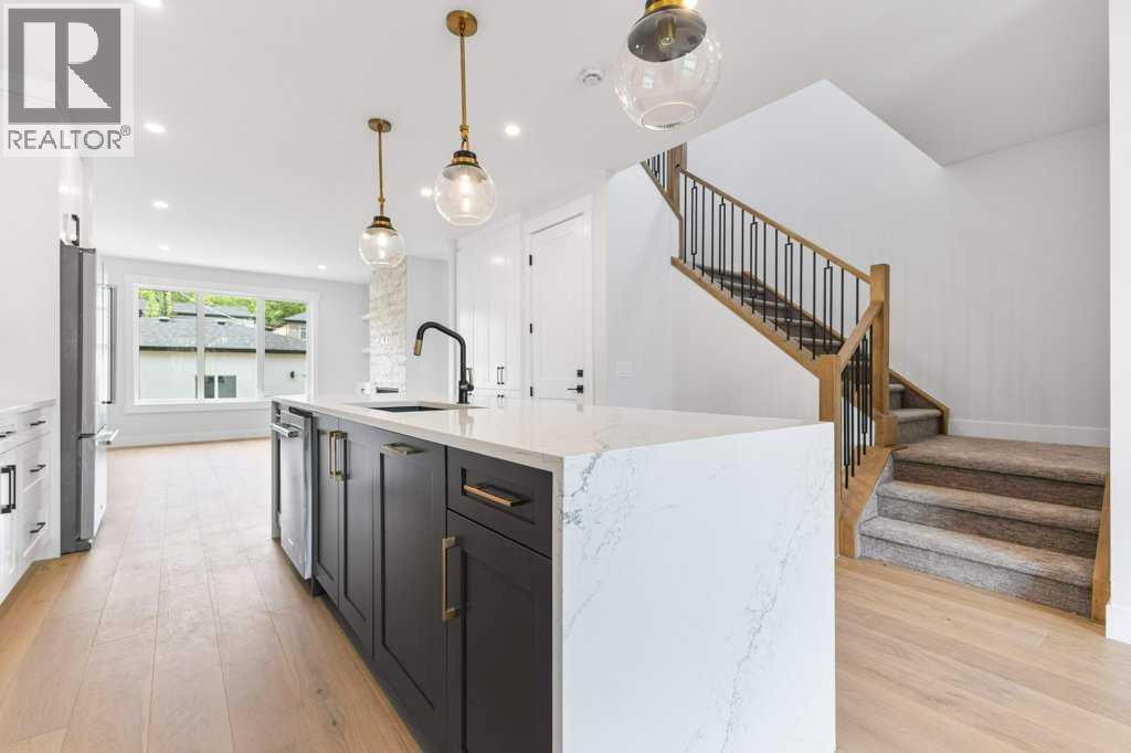 Single Family House for Sale in  th Avenue NW Capitol Hill Calgary 