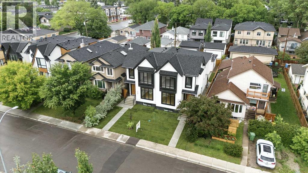 Single Family House for Sale in  th Avenue NW Capitol Hill Calgary 