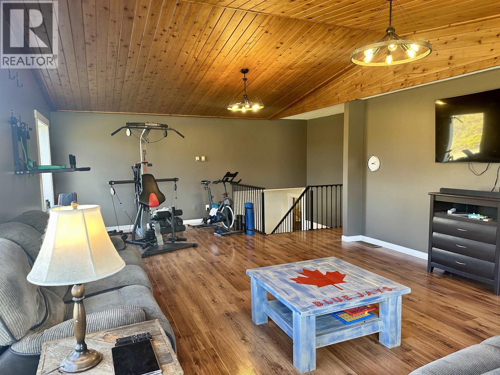 12290 STURGEON POINT ROAD, Vanderhoof
