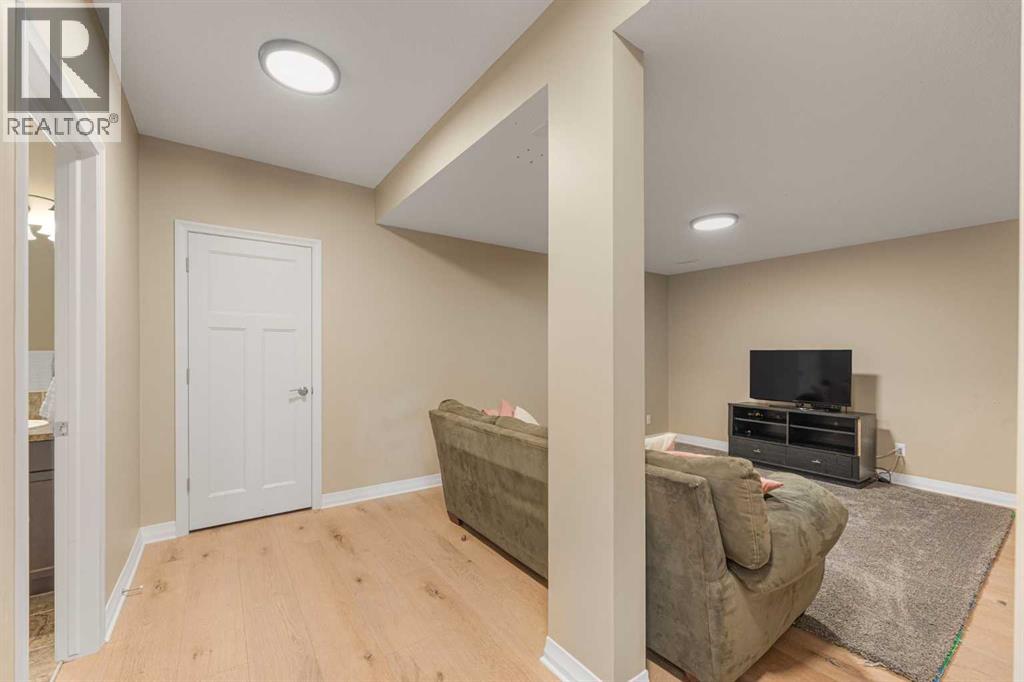 79 Ridge View Close, Cochrane