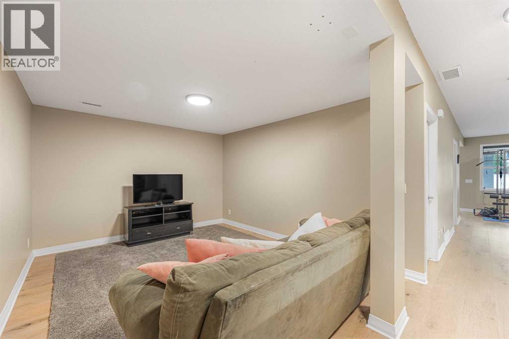 79 Ridge View Close, Cochrane