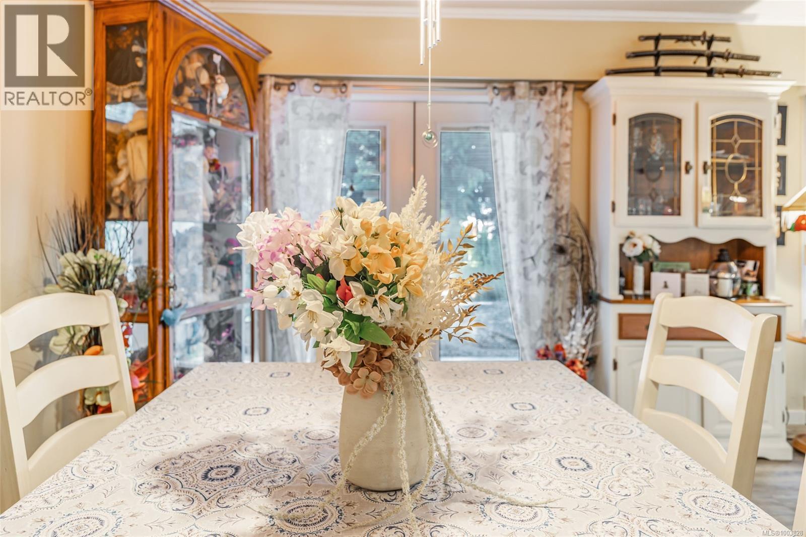 1226 Centre Rd, Qualicum Beach