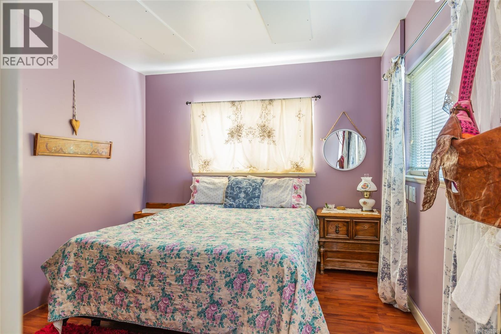 1226 Centre Rd, Qualicum Beach