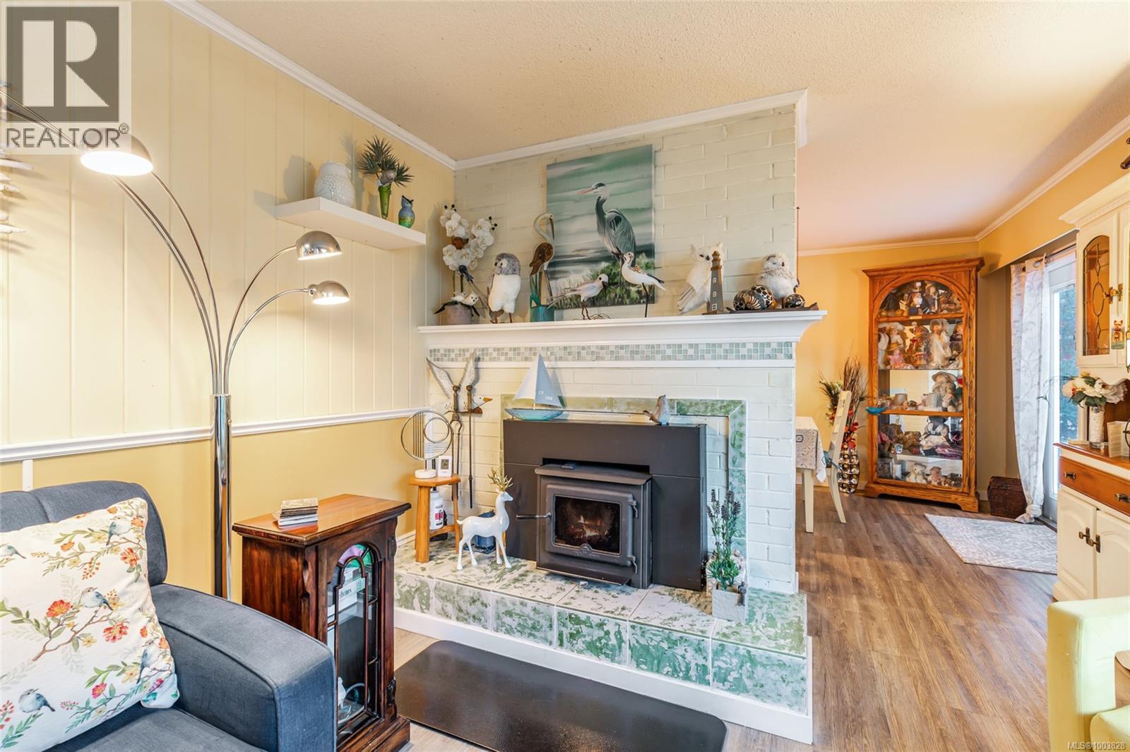 1226 Centre Rd, Qualicum Beach