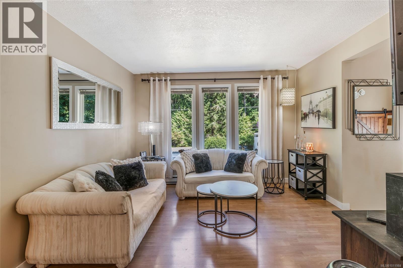 5090 Gainsberg Rd, Bowser