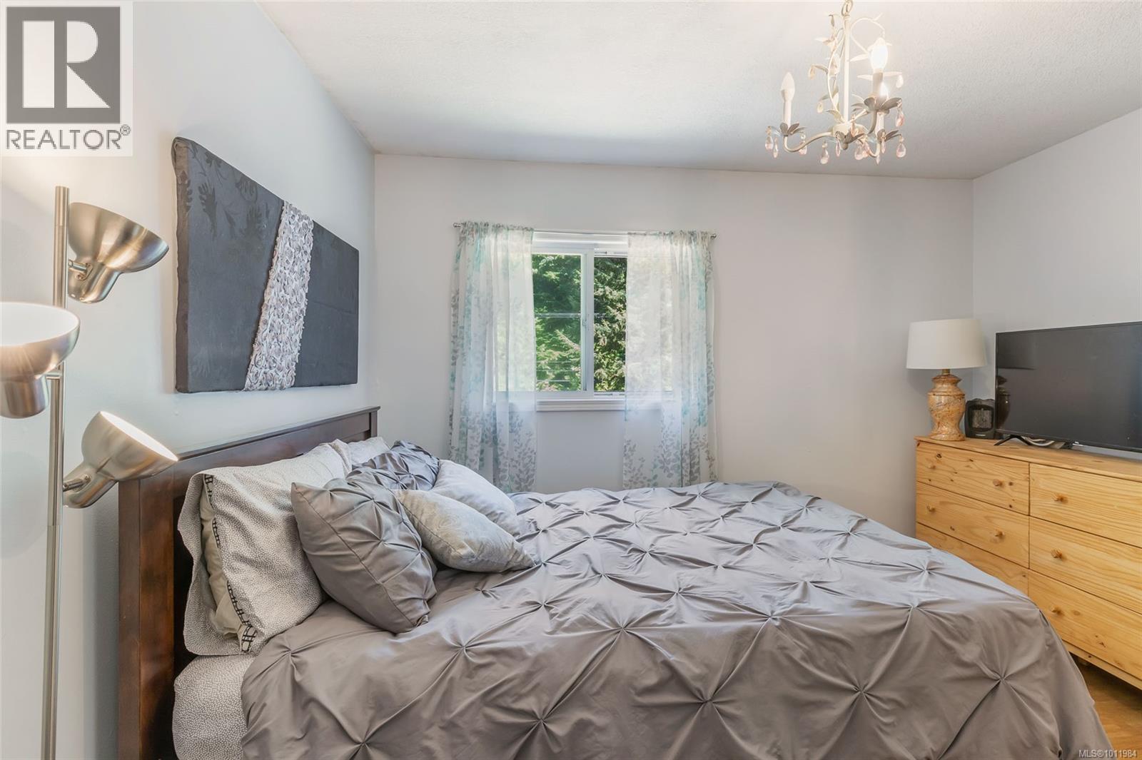 5090 Gainsberg Rd, Bowser