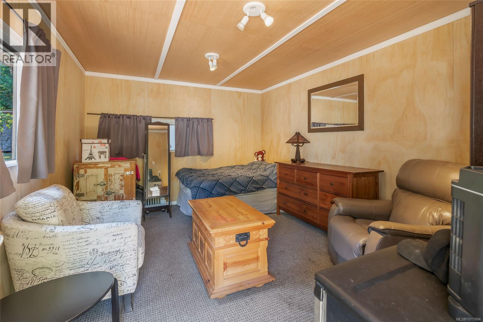 5090 Gainsberg Rd, Bowser