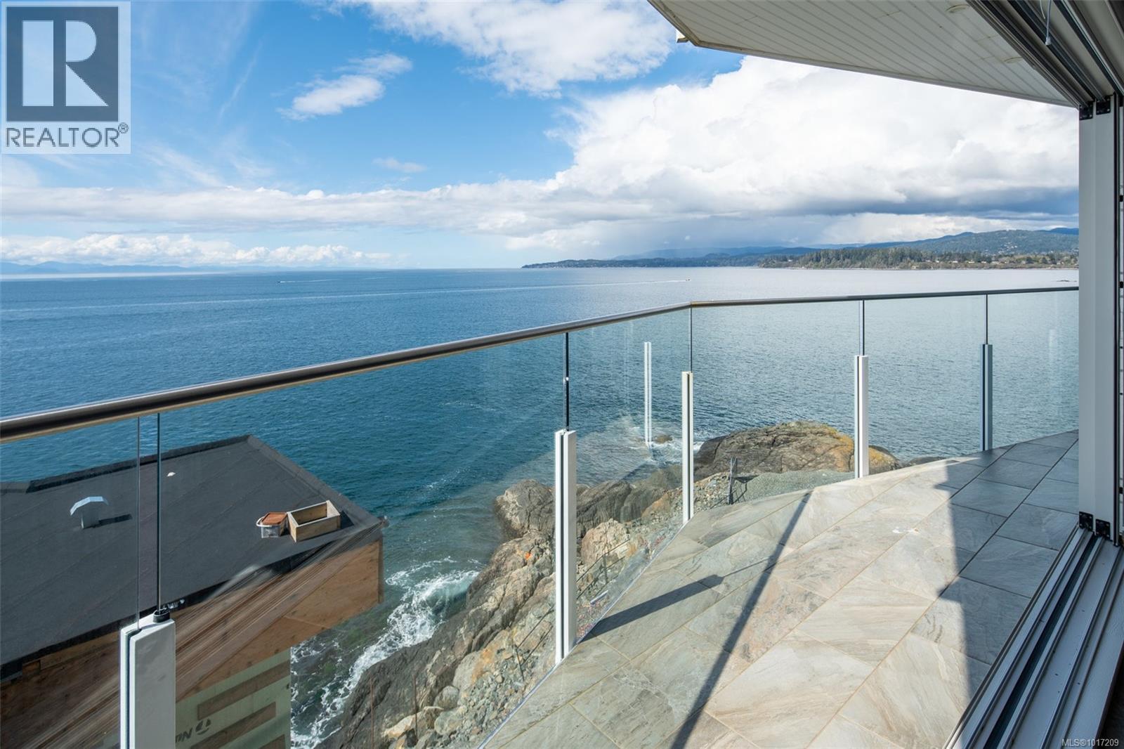 43A 1000 SookePoint Place, Sooke