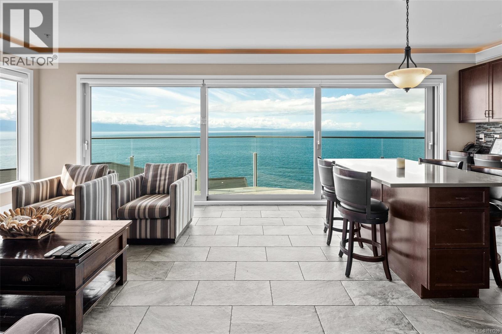 43A 1000 SookePoint Place, Sooke