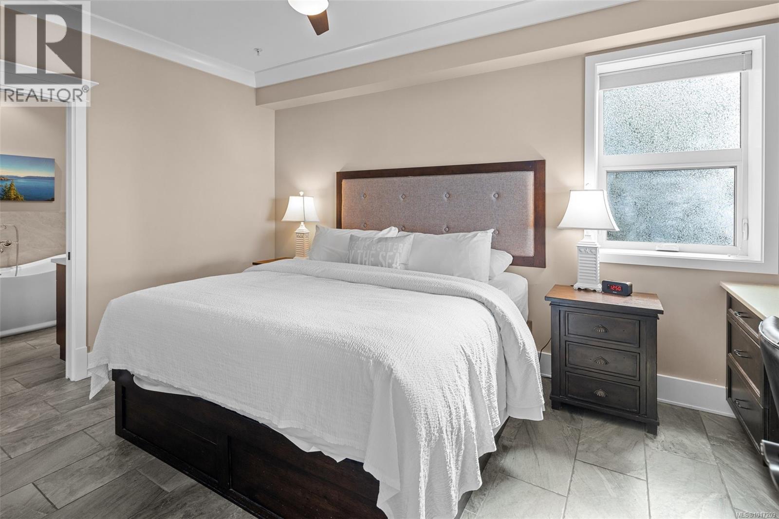 43A 1000 SookePoint Place, Sooke