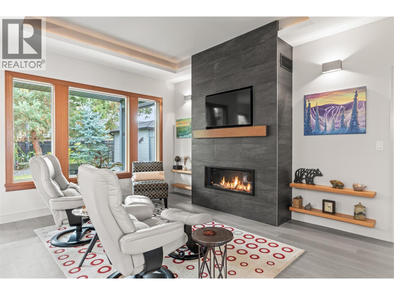 2444 York Avenue Unit# 10, Armstrong