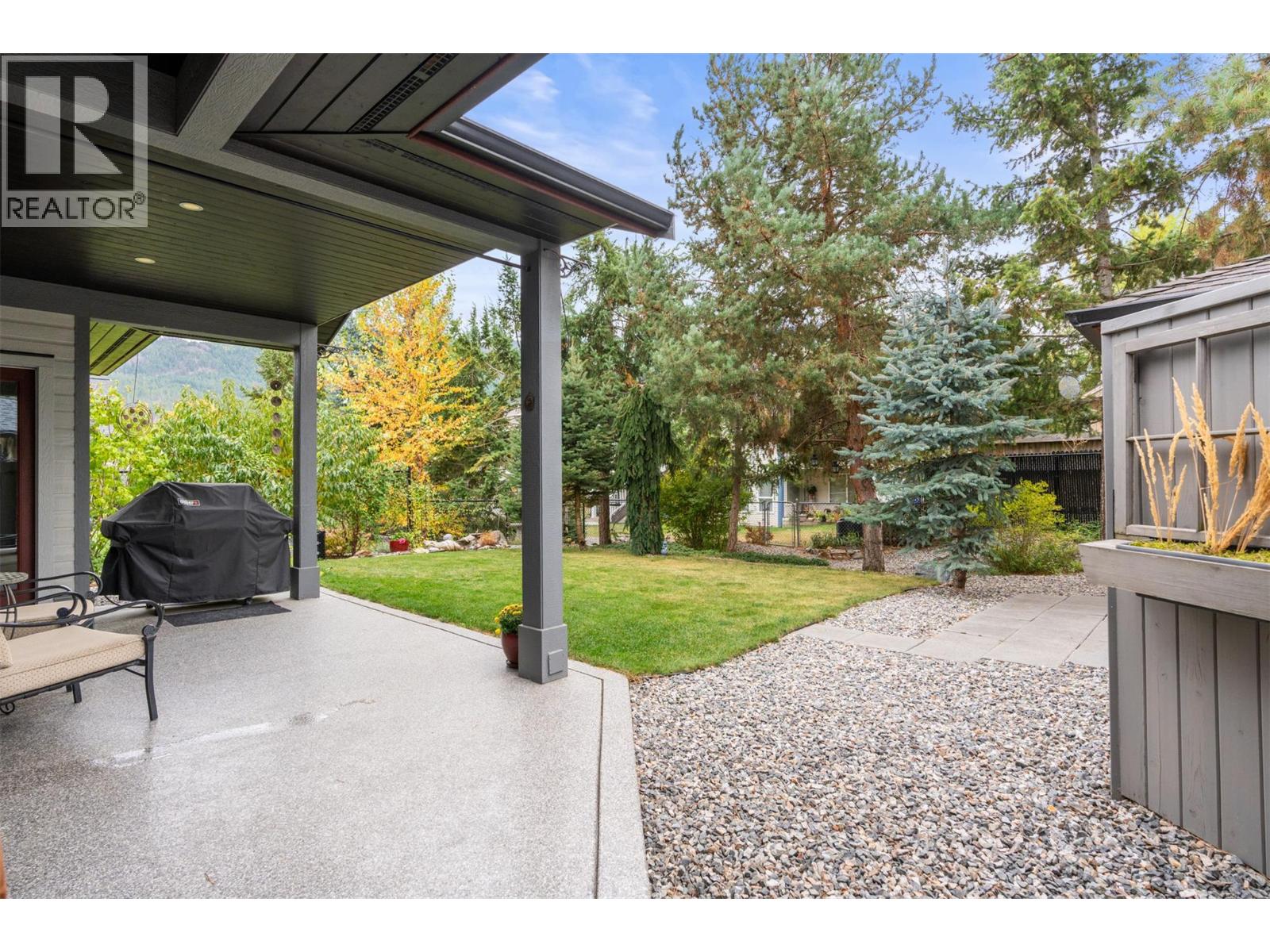 2444 York Avenue Unit# 10, Armstrong