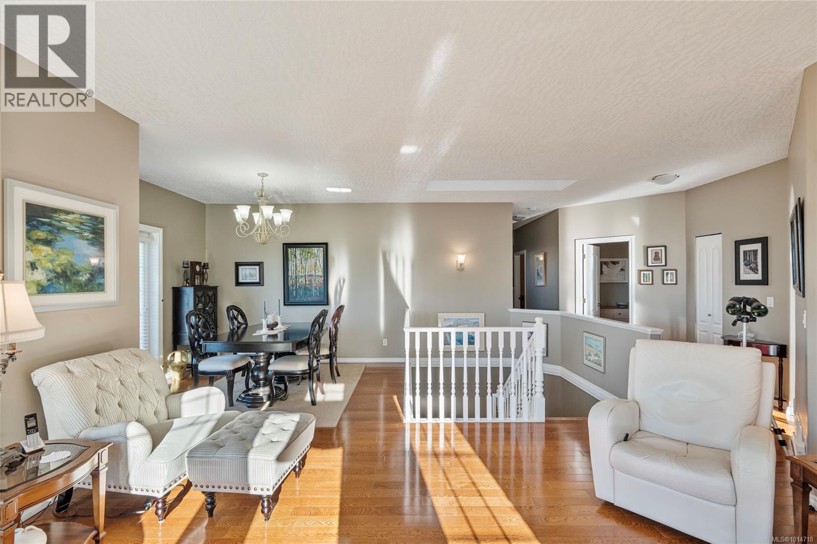  3556 Sun Hill, Langford