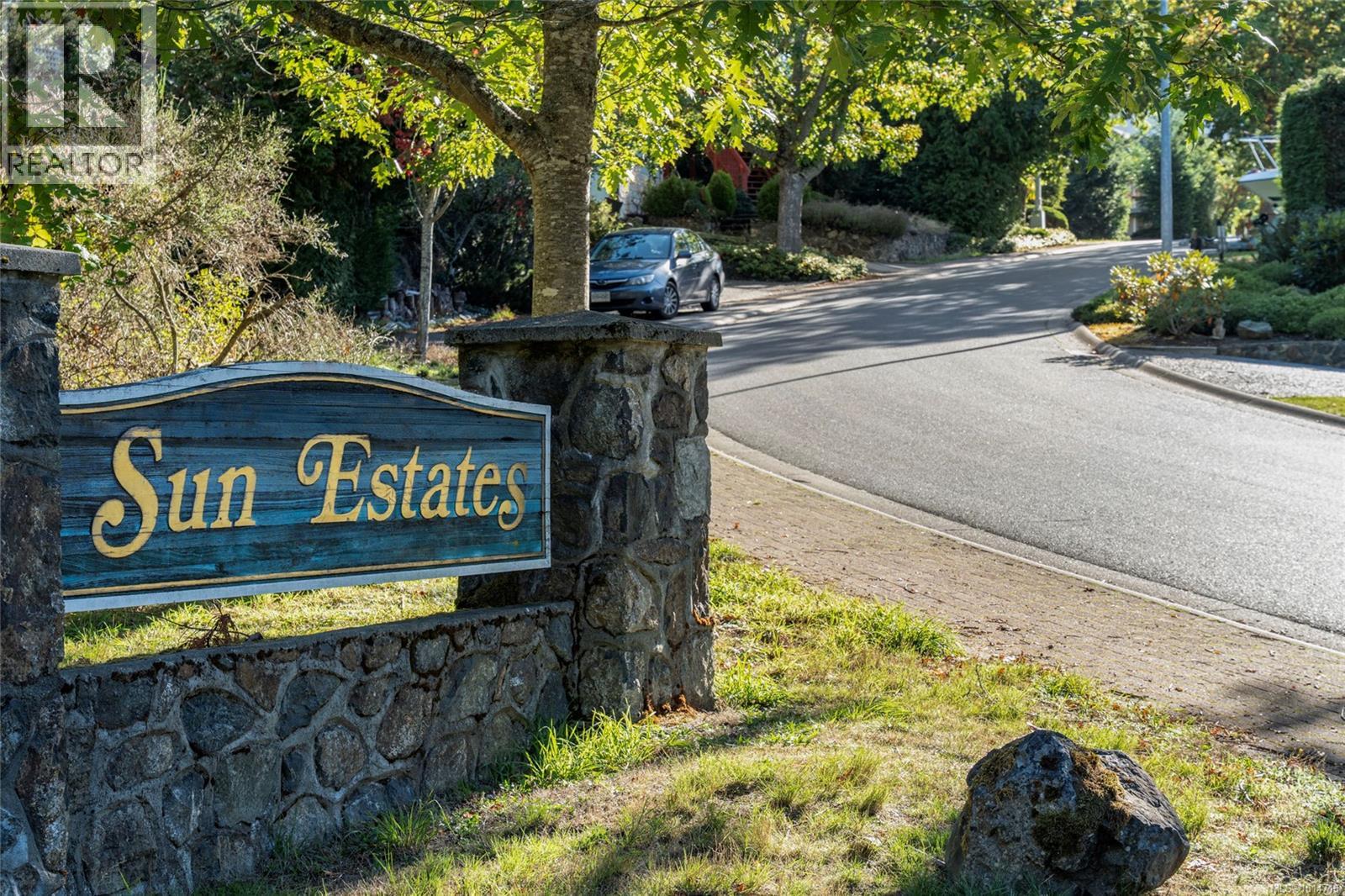  3556 Sun Hill, Langford