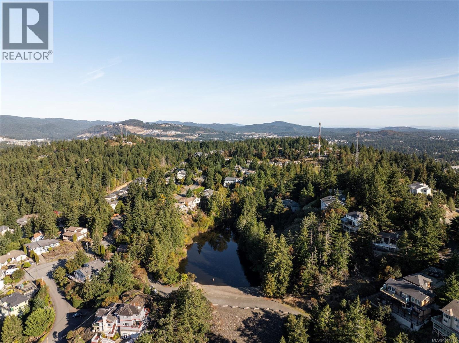  3556 Sun Hill, Langford