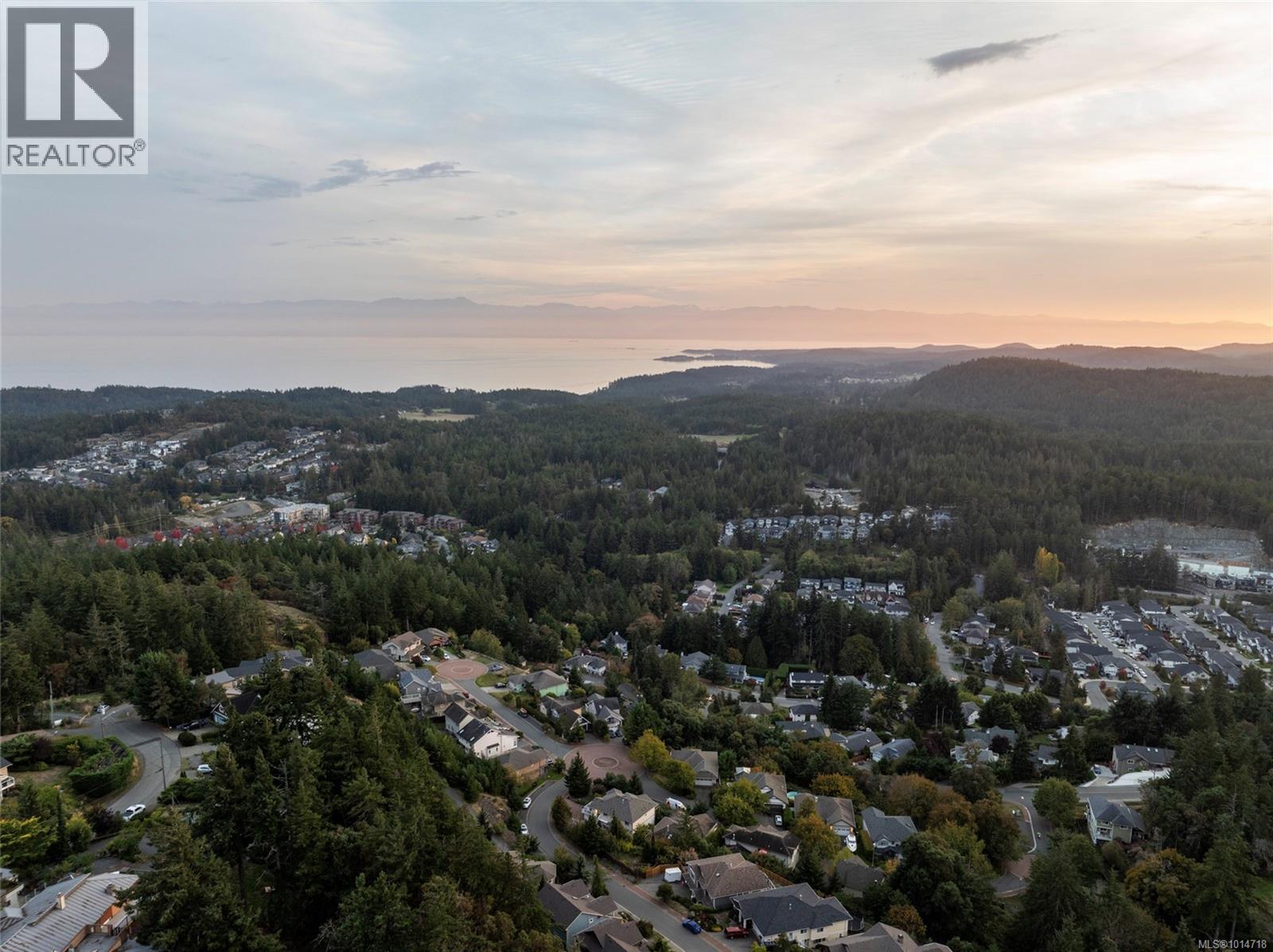  3556 Sun Hill, Langford