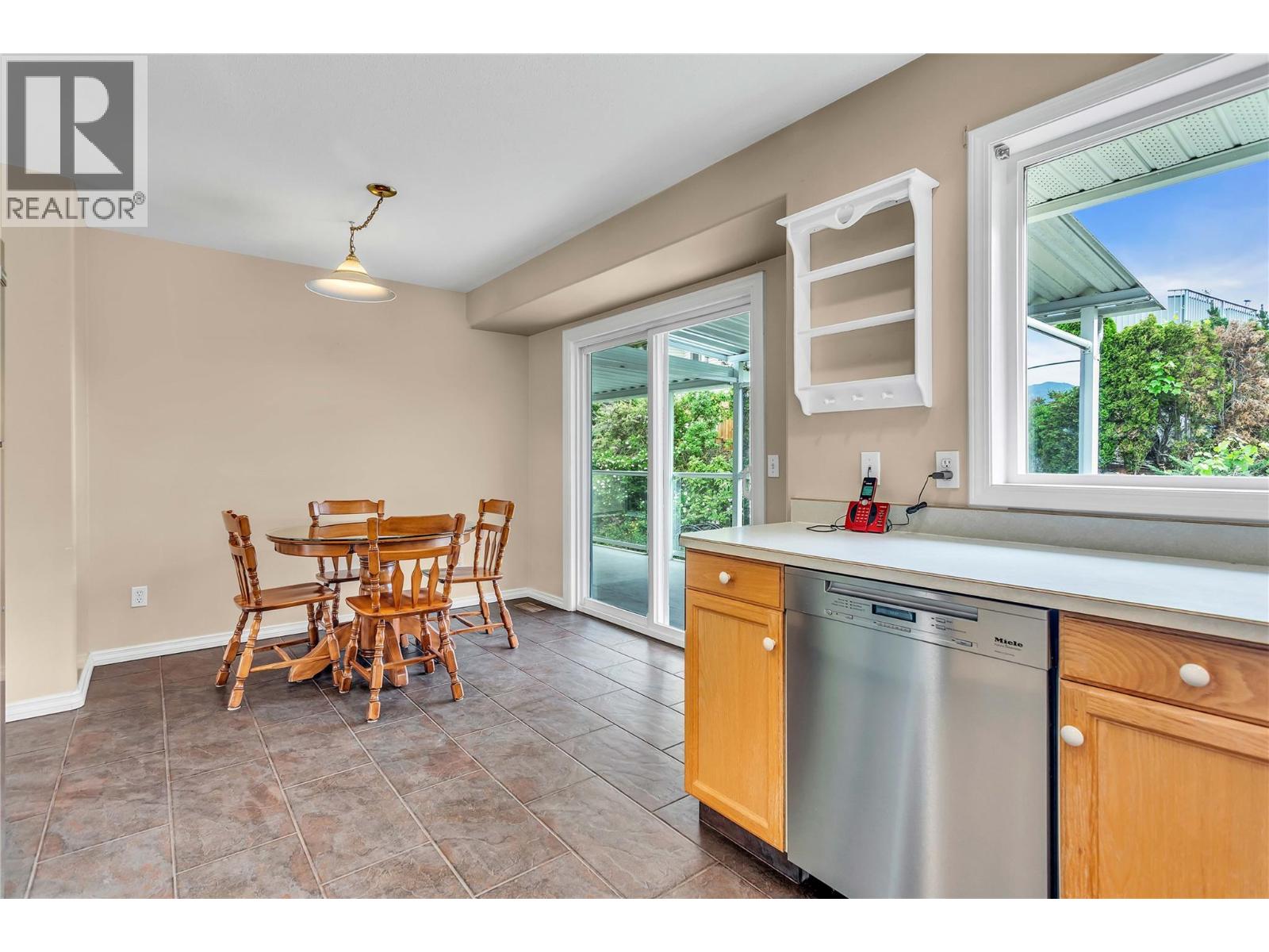  2241 Majoros Road, West Kelowna