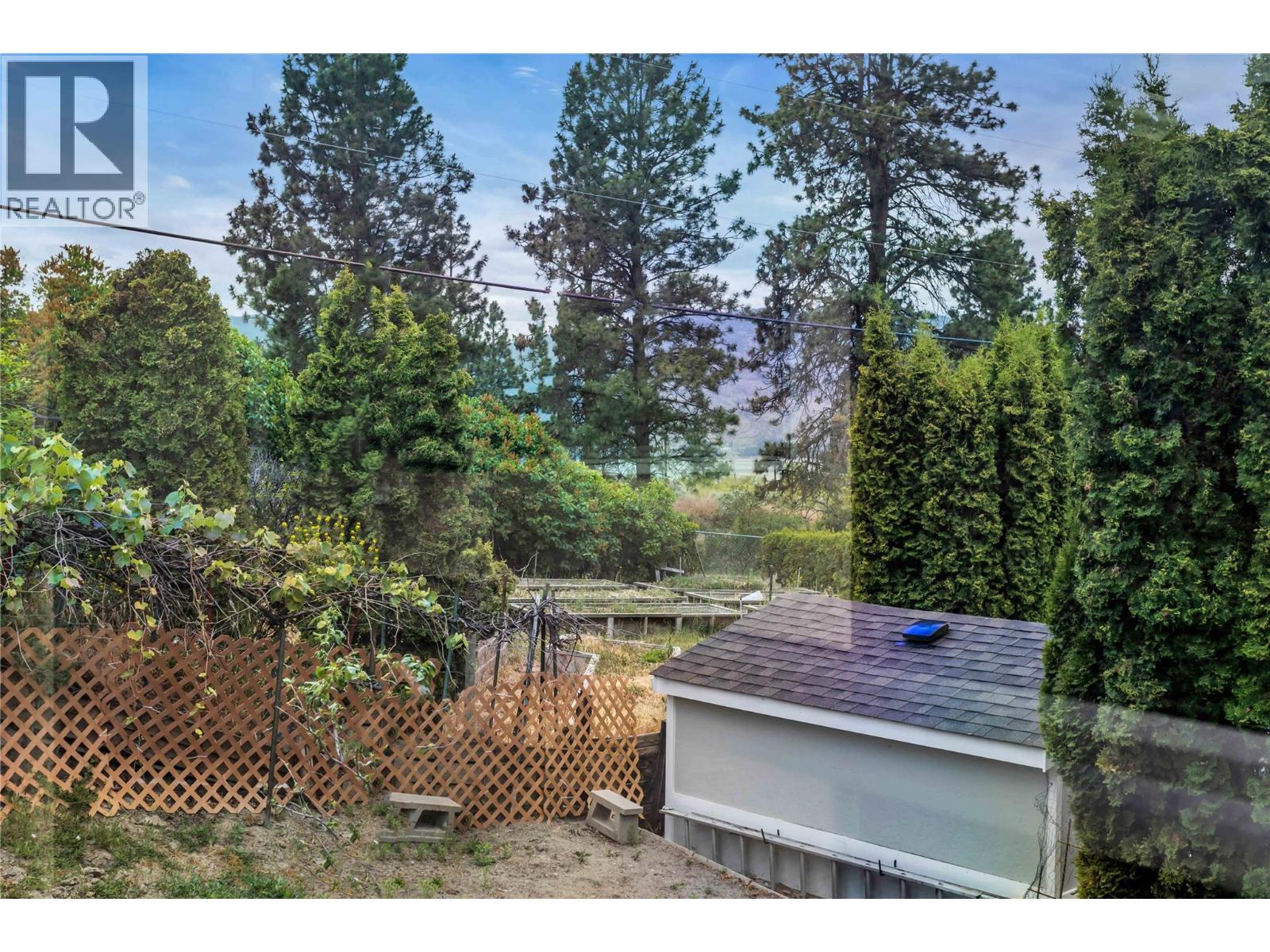  2241 Majoros Road, West Kelowna