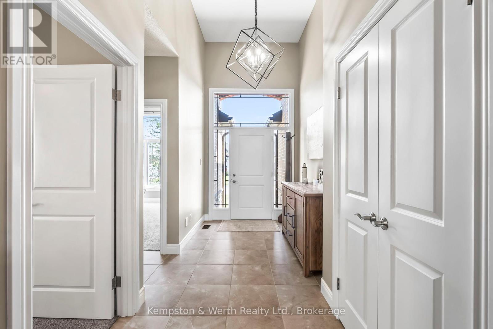 86 FORBES CRESCENT - 10