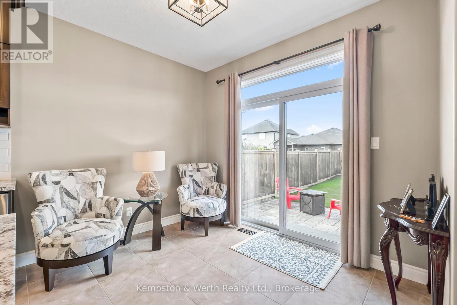 86 FORBES CRESCENT - 22