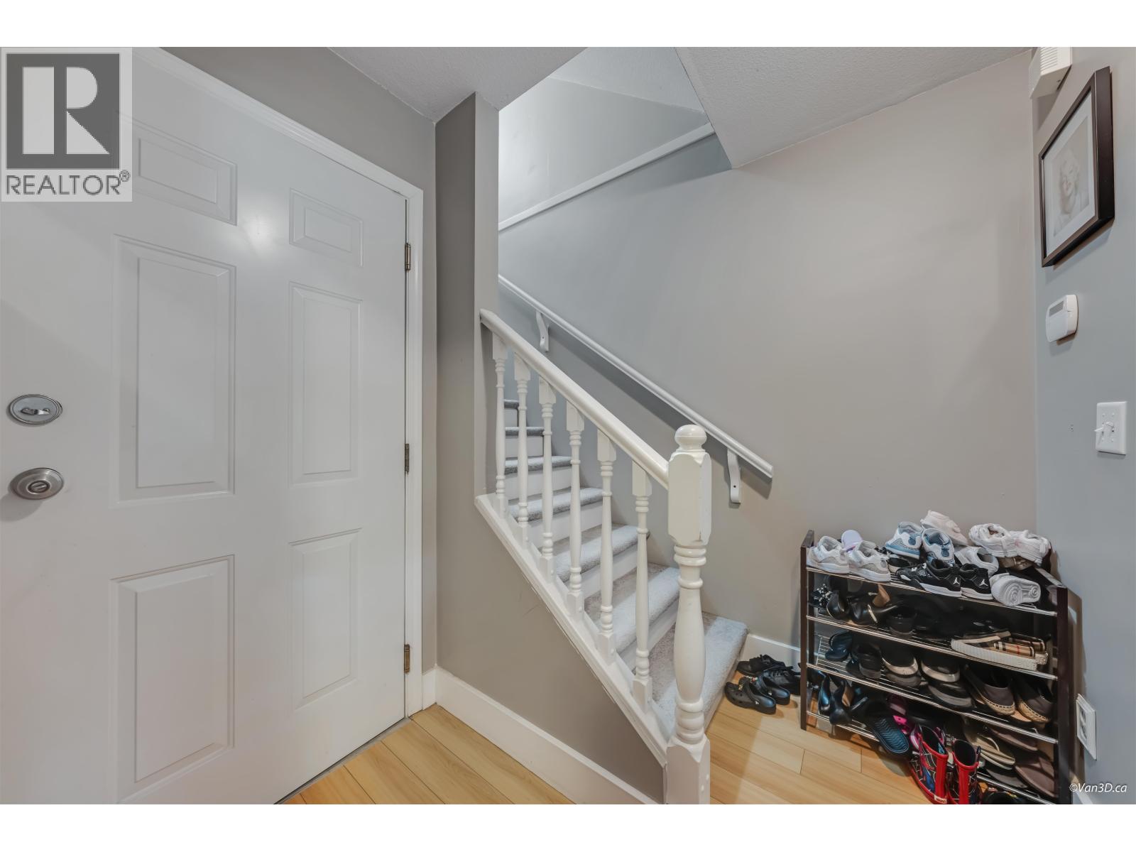 5 22000 SHARPE AVENUE, Richmond