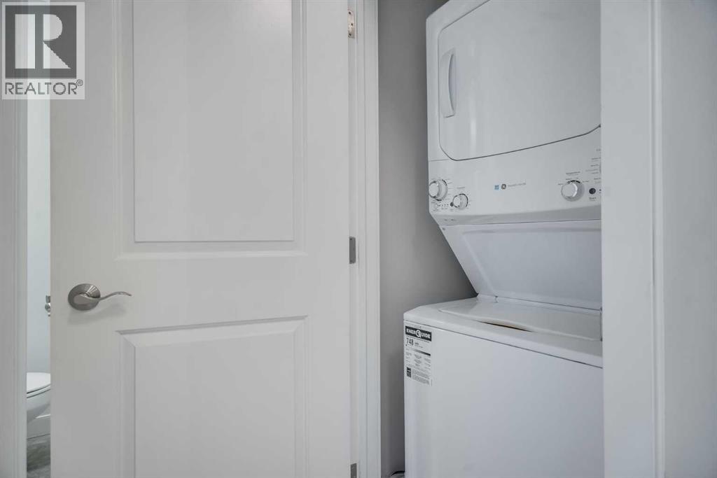 Single Family House for Sale in   Lake Fraser Drive SE Lake Bonavista Calgary 