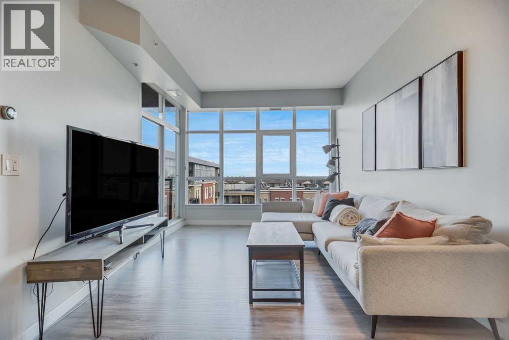 Single Family House for Sale in   Lake Fraser Drive SE Lake Bonavista Calgary 