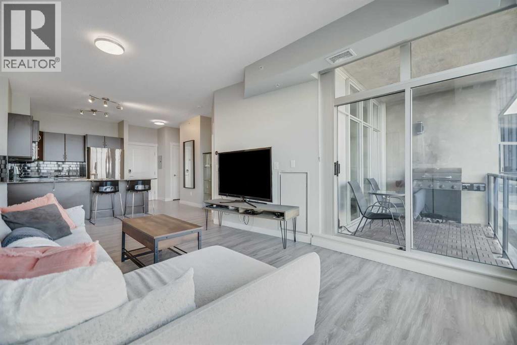 Single Family House for Sale in   Lake Fraser Drive SE Lake Bonavista Calgary 