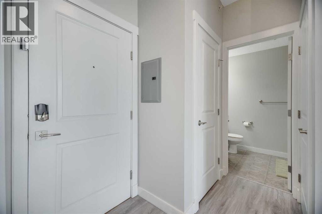 Single Family House for Sale in   Lake Fraser Drive SE Lake Bonavista Calgary 