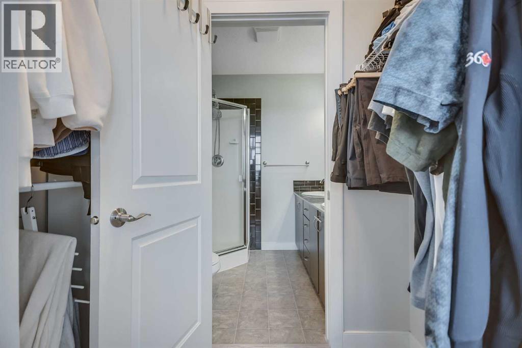Single Family House for Sale in   Lake Fraser Drive SE Lake Bonavista Calgary 