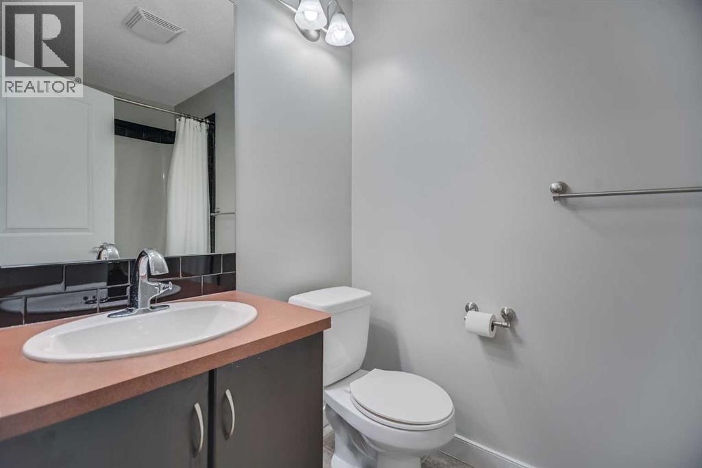Single Family House for Sale in   Lake Fraser Drive SE Lake Bonavista Calgary 