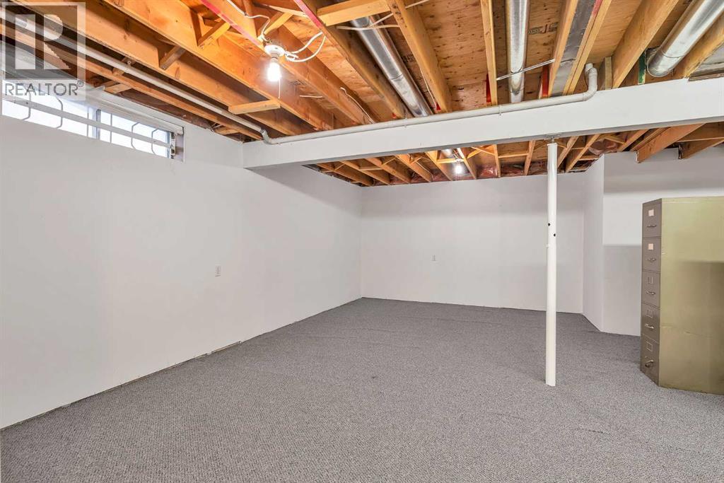 Single Family House for Sale in  Millbank Drive SW Millrise Calgary 